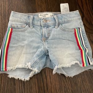 Abercrombie kids 5/6 midi jean shorts